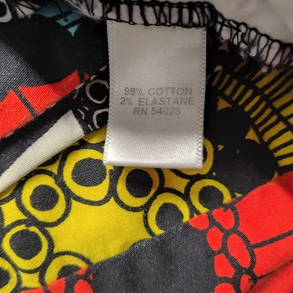 MARIMEKKO PRINTED "POP" ABSTRACT FLORAL X BANANA REPUBLIC SHORTS WOMEN'S SIZE 2. - Picture 6 of 8